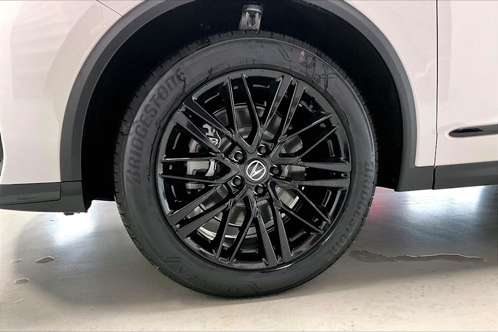 Thumbnail: 2026 Acura MDX - 8