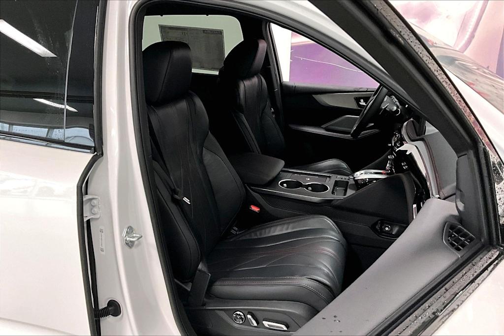 Thumbnail: 2026 Acura MDX - 12