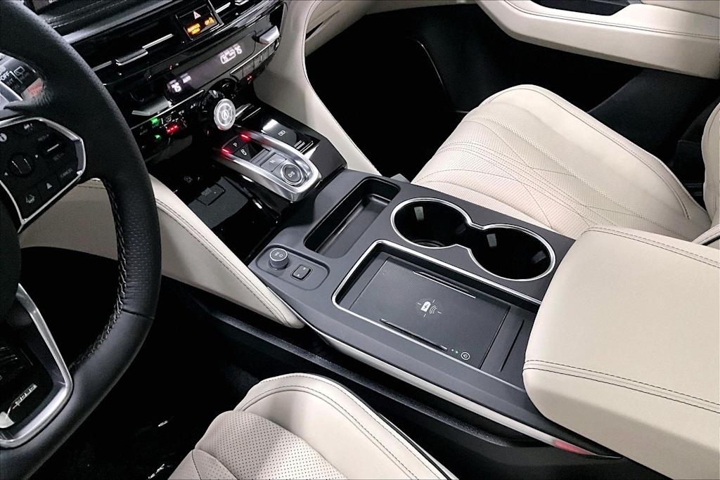 Thumbnail: 2026 Acura MDX - 17