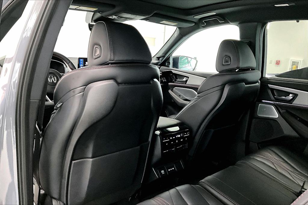 Thumbnail: 2026 Acura MDX - 12