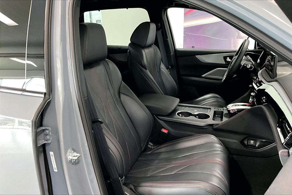 Thumbnail: 2026 Acura MDX - 11