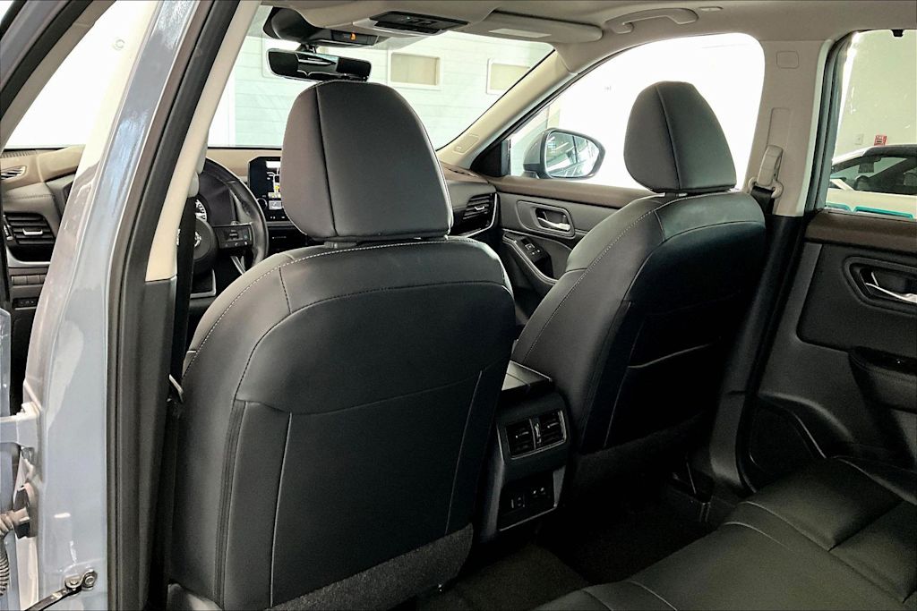 Thumbnail: 2023 Nissan Rogue - 12