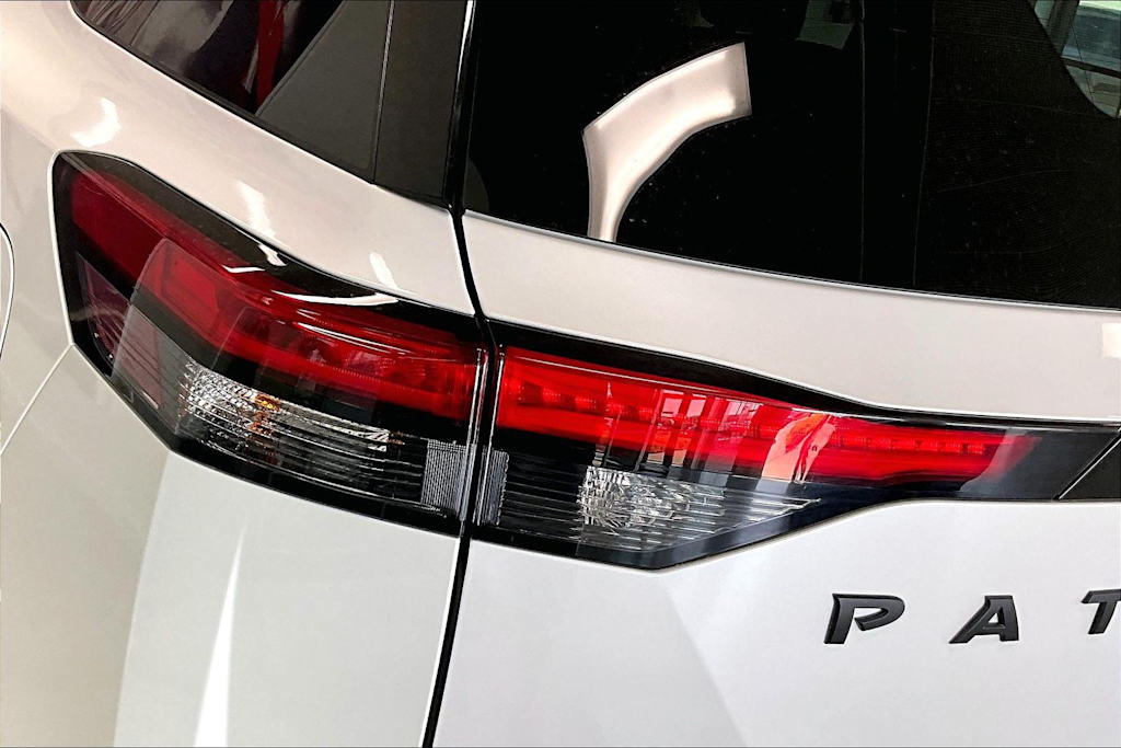 Thumbnail: 2025 Nissan Pathfinder - 29