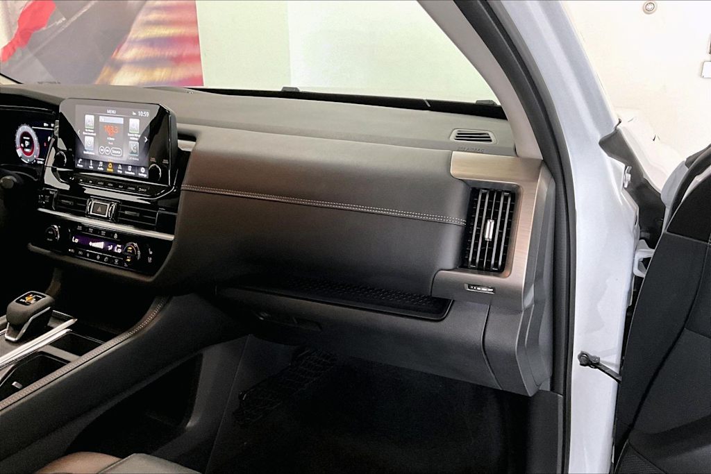 Thumbnail: 2025 Nissan Pathfinder - 11