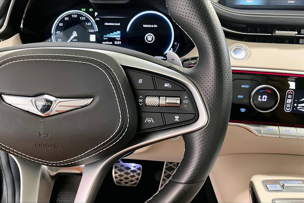 Thumbnail: 2024 Genesis GV70 - 24