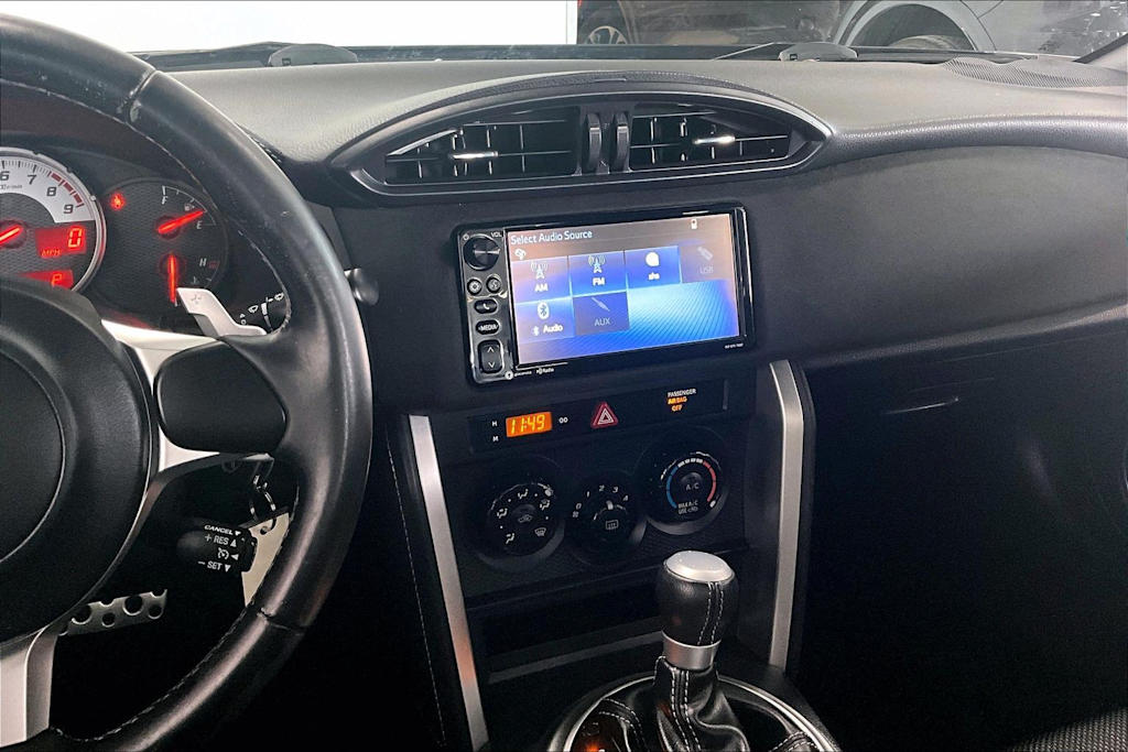 Thumbnail: 2017 Toyota 86 - 13