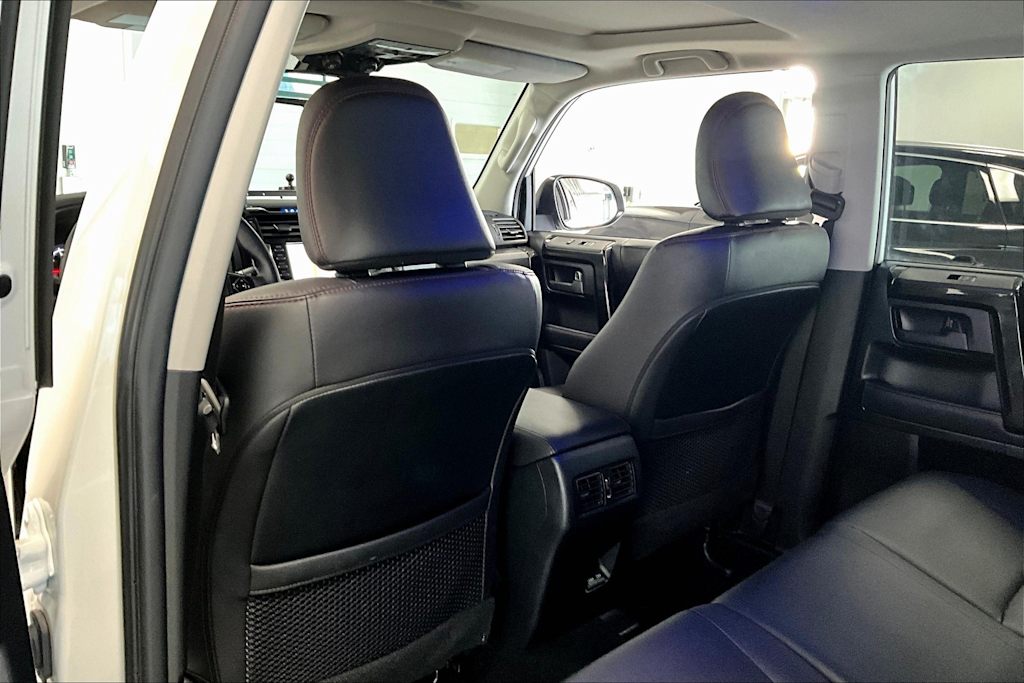 2023 Toyota 4Runner TRD Off Road 13