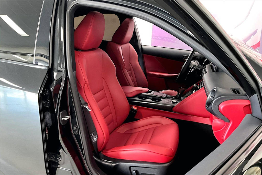 Thumbnail: 2024 Lexus ES - 11