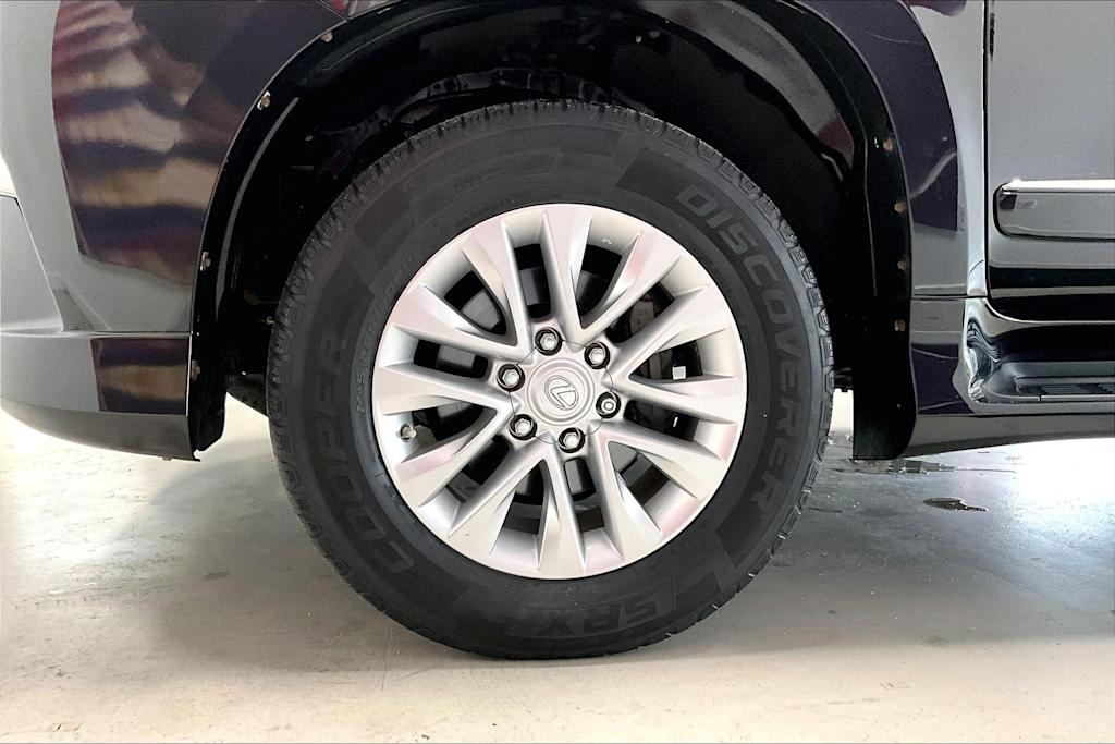 Thumbnail: 2017 Lexus GX - 7