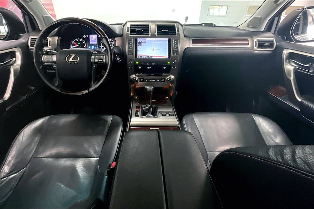 Thumbnail: 2017 Lexus GX - 8