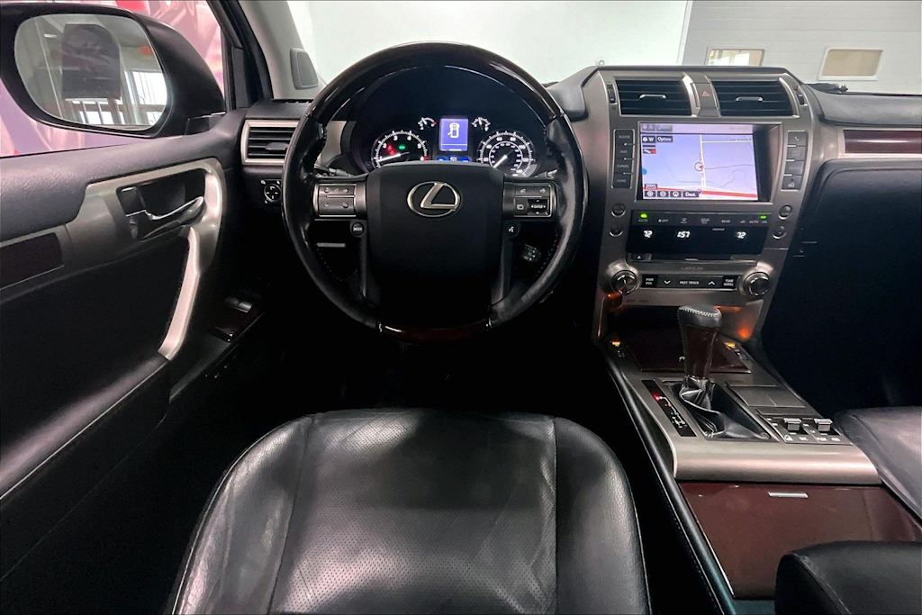 Thumbnail: 2017 Lexus GX - 12