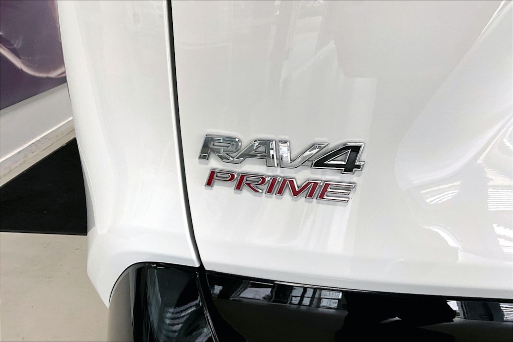 Thumbnail: 2024 Toyota RAV4 - 7