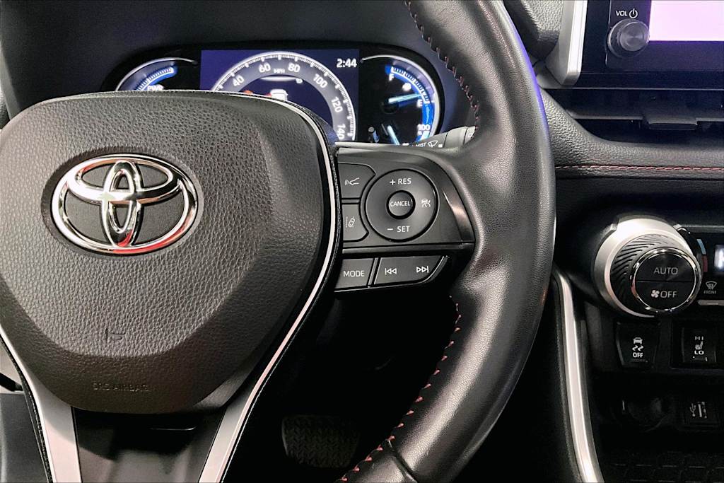 Thumbnail: 2024 Toyota RAV4 - 23