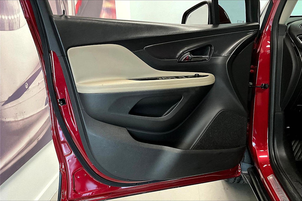 Thumbnail: 2018 Buick Encore - 25