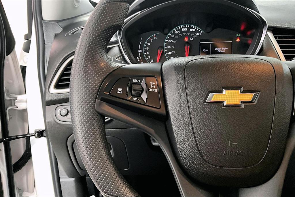 Thumbnail: 2022 Chevrolet Trax - 24