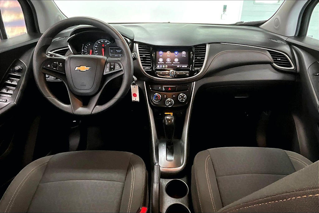 Thumbnail: 2022 Chevrolet Trax - 9
