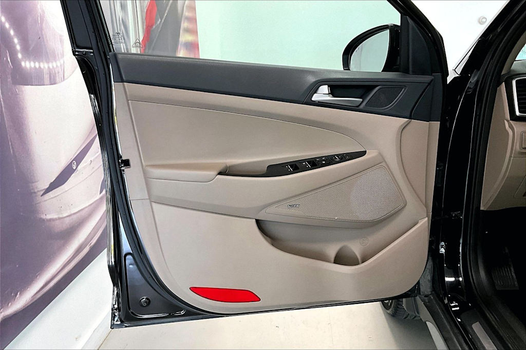 Thumbnail: 2021 Hyundai Tucson - 25