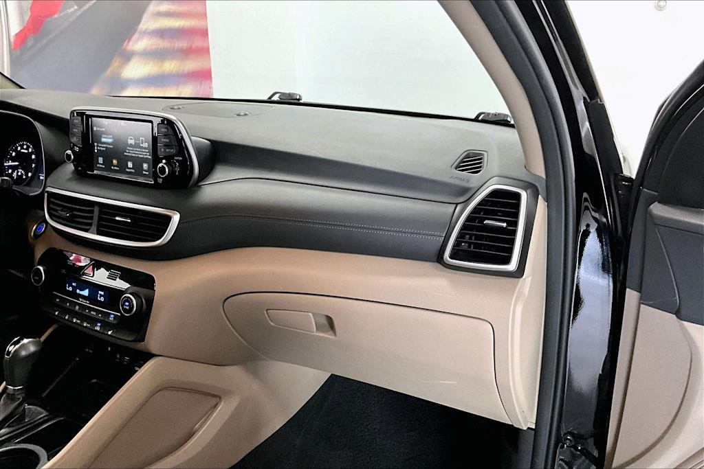 Thumbnail: 2021 Hyundai Tucson - 22