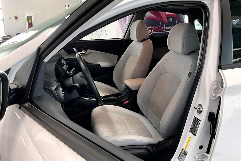 Thumbnail: 2022 Hyundai Kona - 10