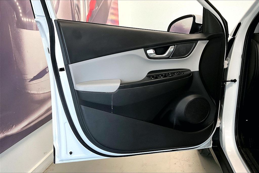 Thumbnail: 2022 Hyundai Kona - 25