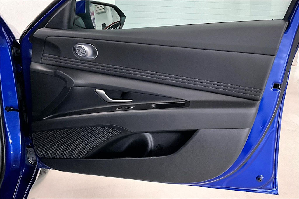 Thumbnail: 2024 Hyundai Elantra - 25