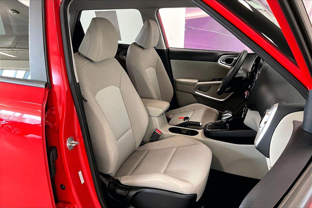 Thumbnail: 2023 Kia Soul - 11
