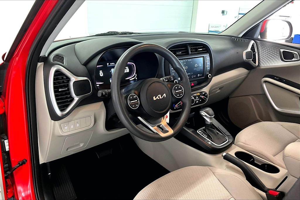 Thumbnail: 2023 Kia Soul - 2