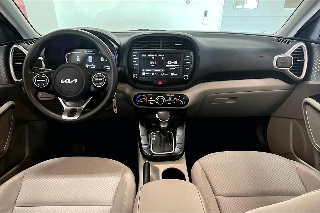 Thumbnail: 2023 Kia Soul - 9