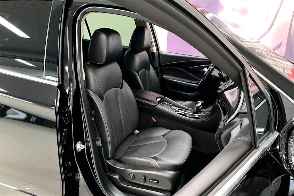 Thumbnail: 2017 Buick Envision - 11