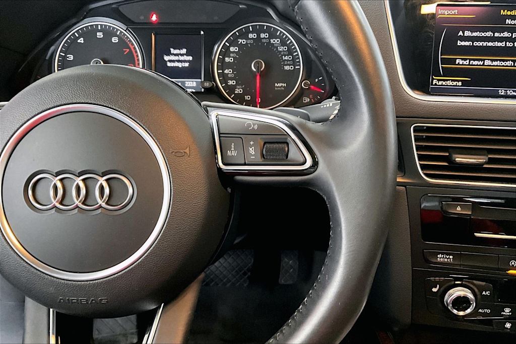 Thumbnail: 2016 Audi Q5 - 23