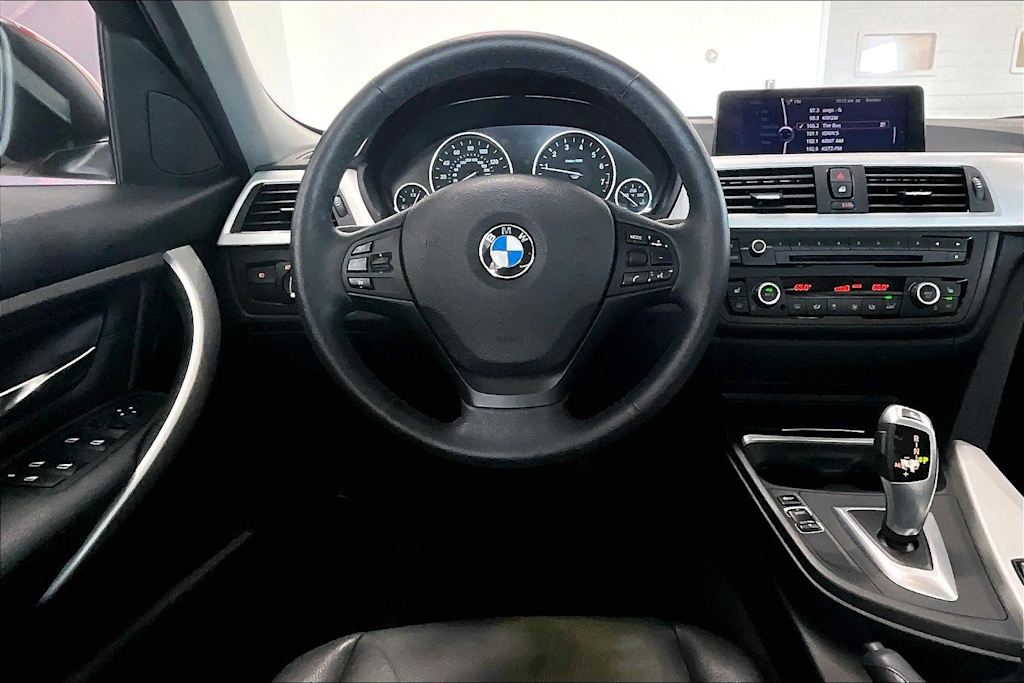 Thumbnail: 2013 BMW 3 Series - 13