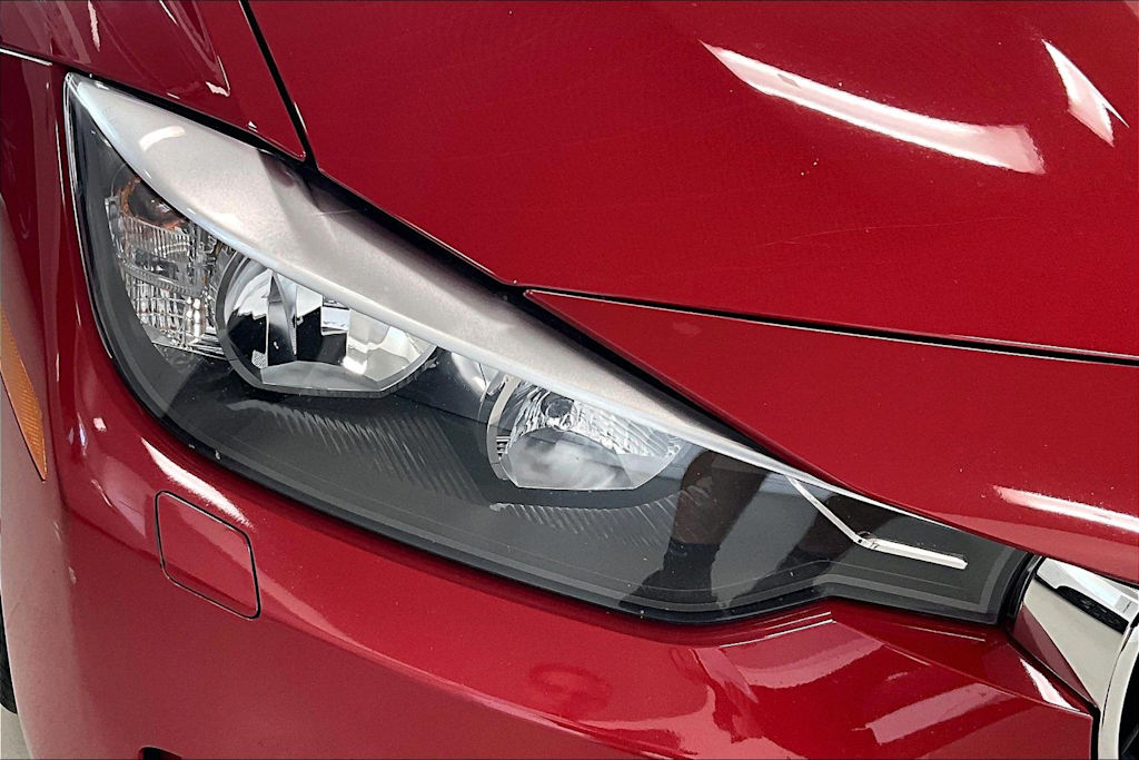 Thumbnail: 2013 BMW 3 Series - 29