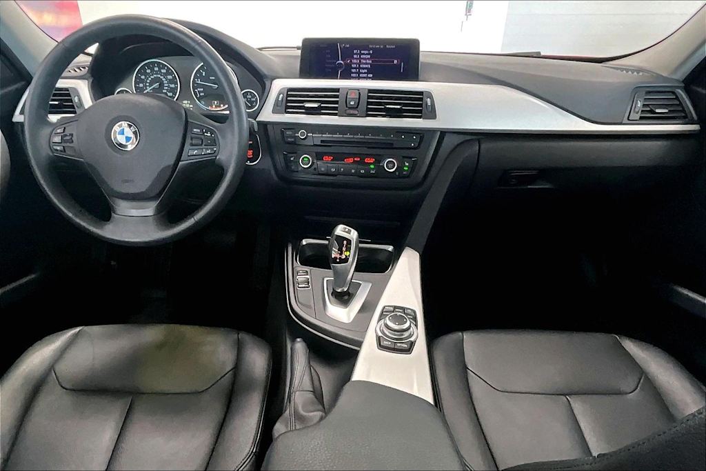 Thumbnail: 2013 BMW 3 Series - 9
