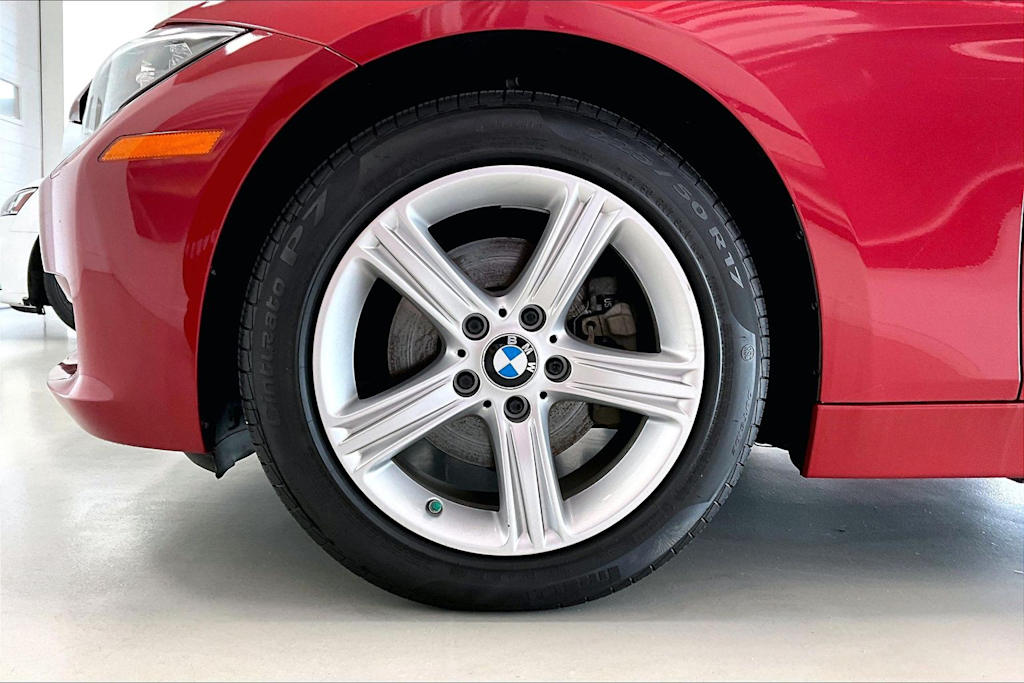 Thumbnail: 2013 BMW 3 Series - 8