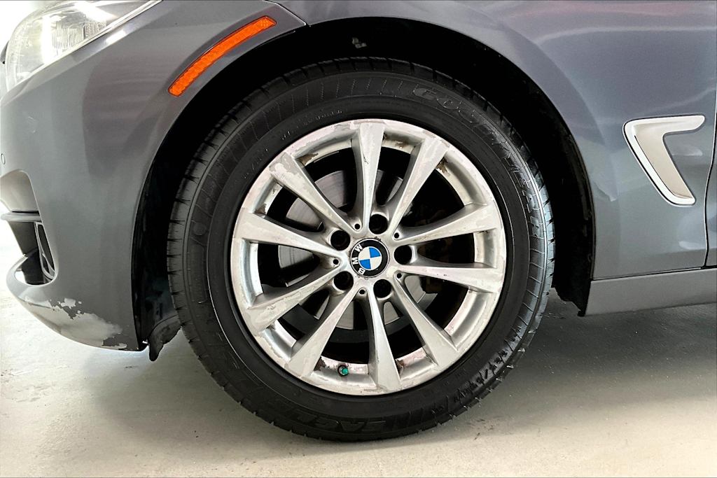 Thumbnail: 2015 BMW 3 Series - 7