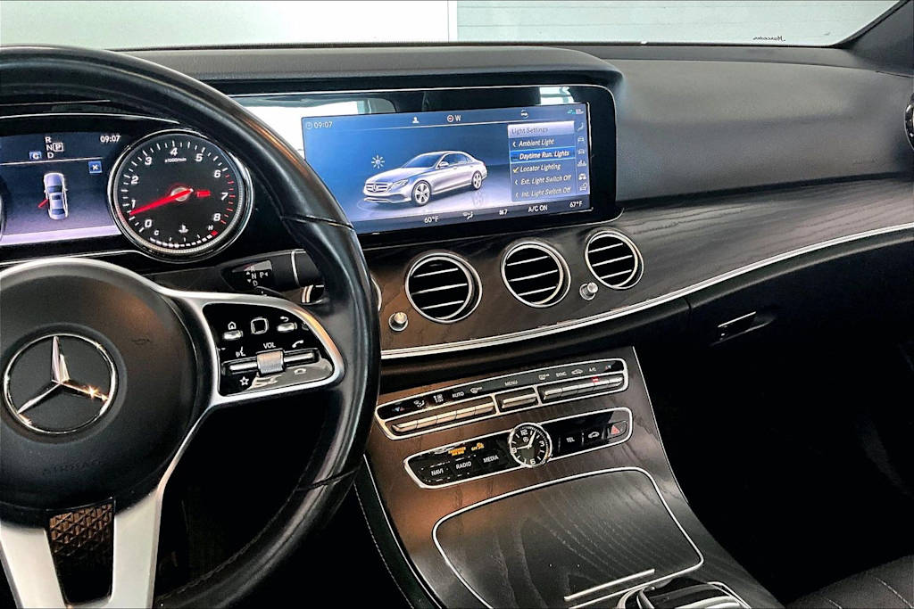 Thumbnail: 2019 Mercedes-Benz E-Class - 13