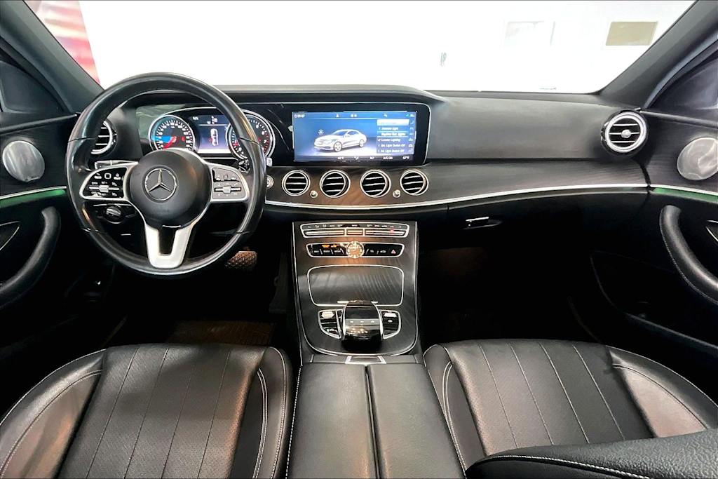 Thumbnail: 2019 Mercedes-Benz E-Class - 8