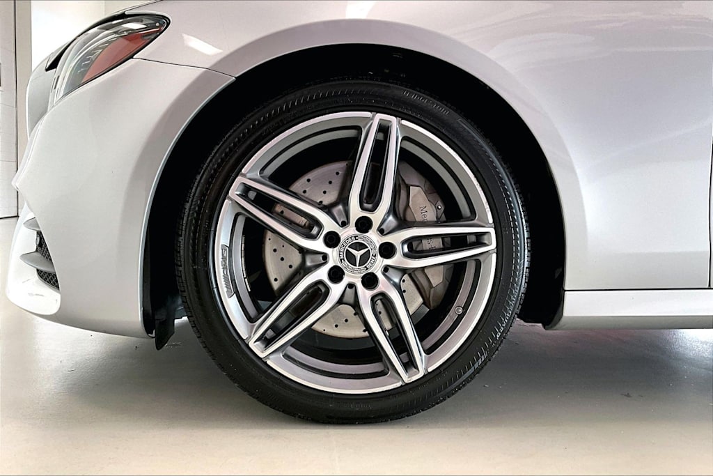 Thumbnail: 2019 Mercedes-Benz E-Class - 7