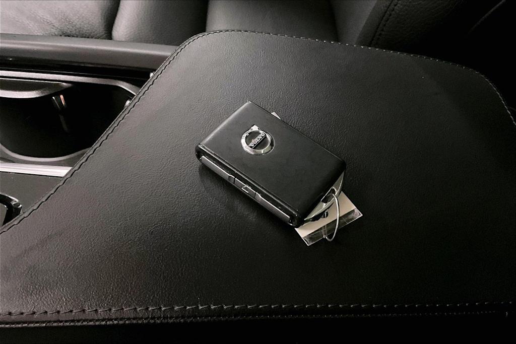 Thumbnail: 2024 Volvo XC90 - 20