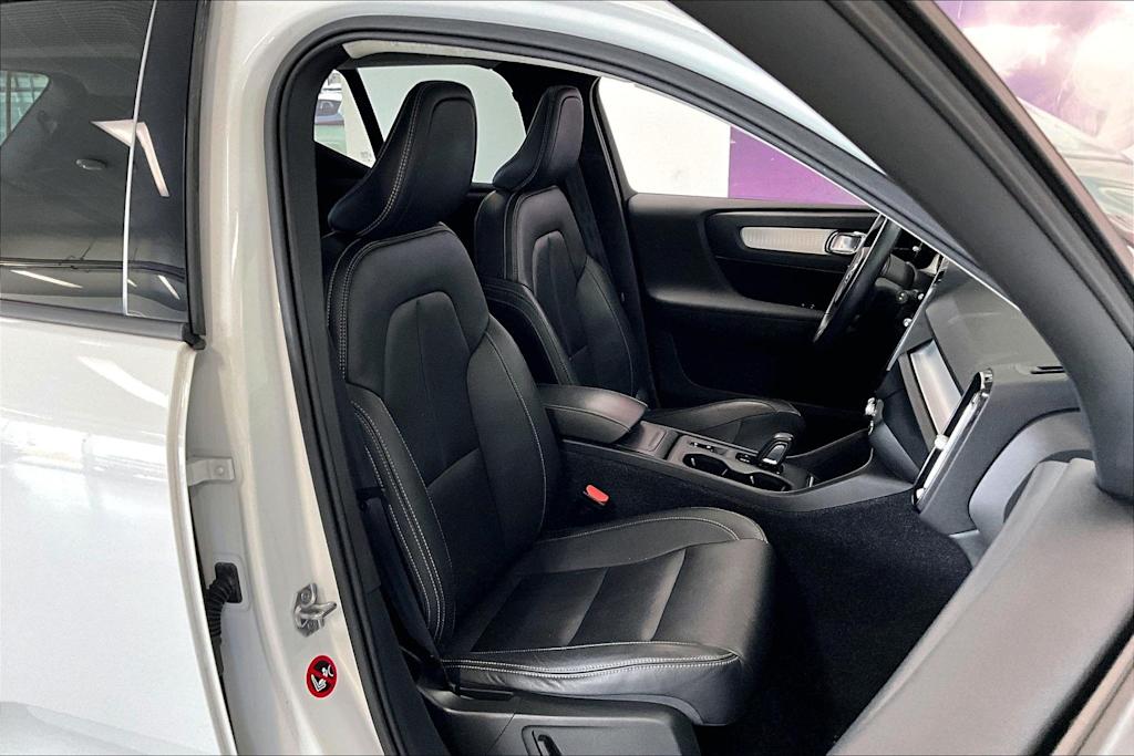 Thumbnail: 2019 Volvo XC40 - 11