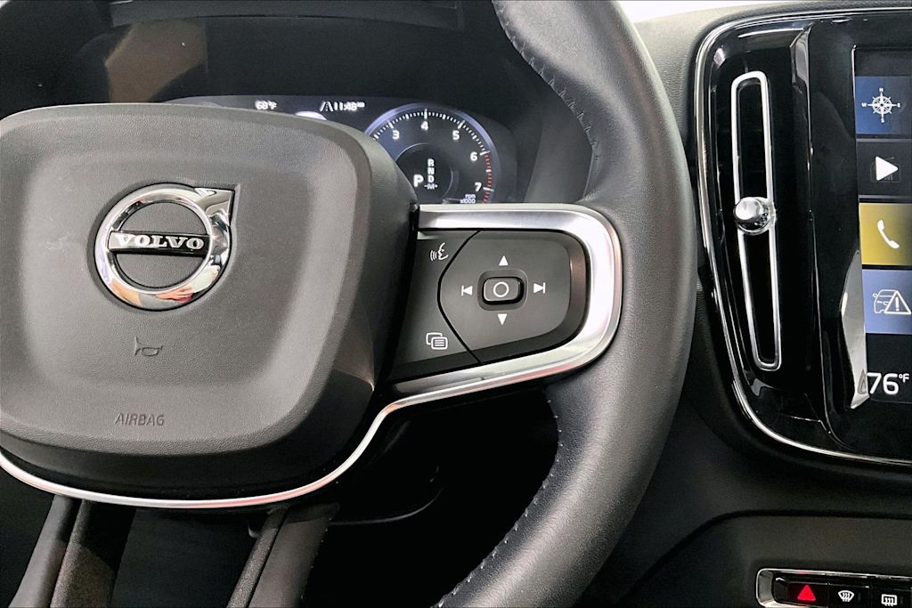 Thumbnail: 2019 Volvo XC40 - 22