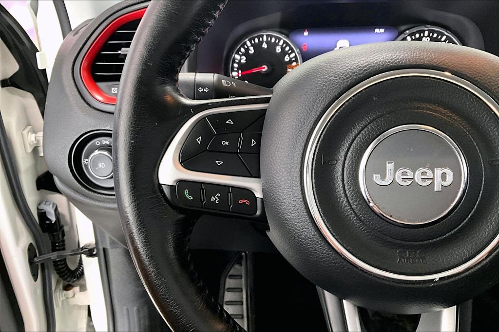 Thumbnail: 2020 Jeep Renegade - 22