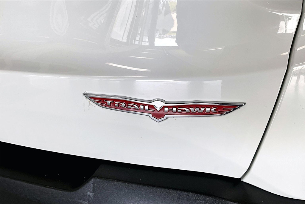 Thumbnail: 2020 Jeep Renegade - 7