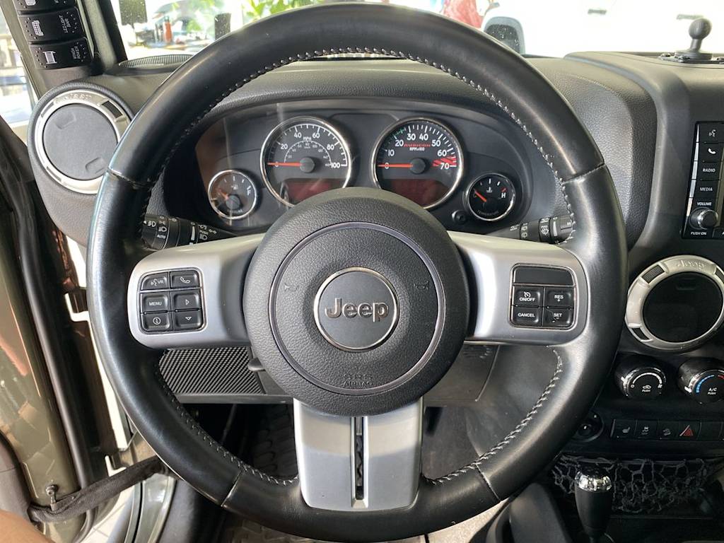 Thumbnail: 2016 Jeep Wrangler - 2