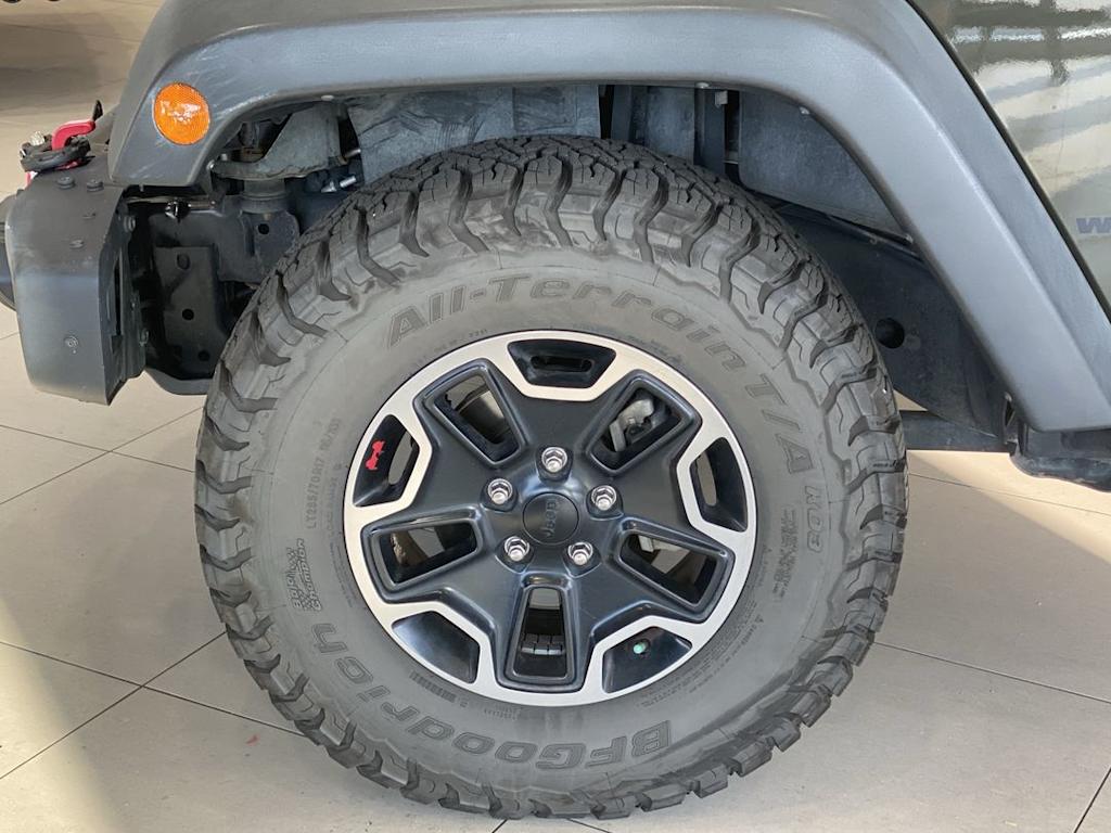Thumbnail: 2016 Jeep Wrangler - 6