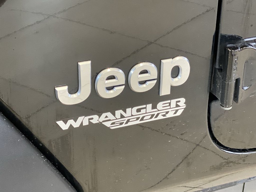 Thumbnail: 2020 Jeep Wrangler - 7