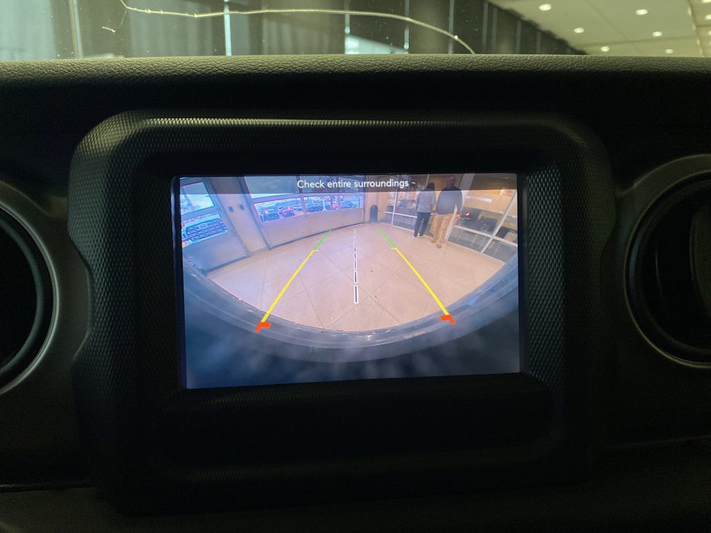 Thumbnail: 2020 Jeep Wrangler - 23