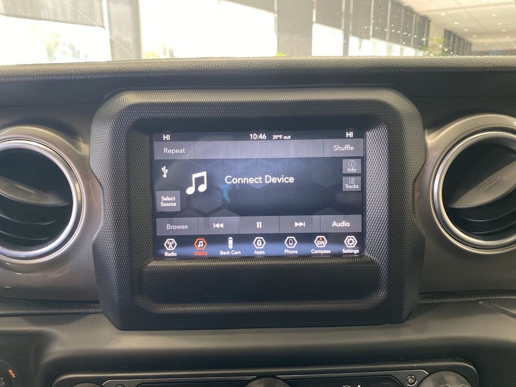 Thumbnail: 2018 Jeep Wrangler - 13