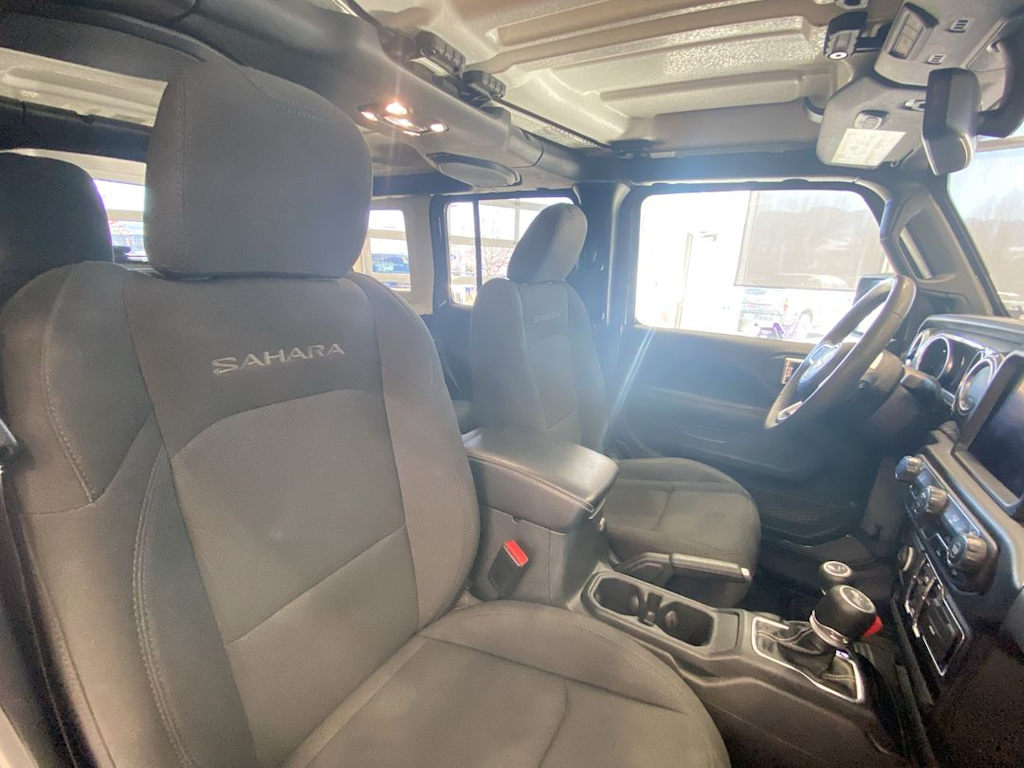 Thumbnail: 2023 Jeep Wrangler - 9