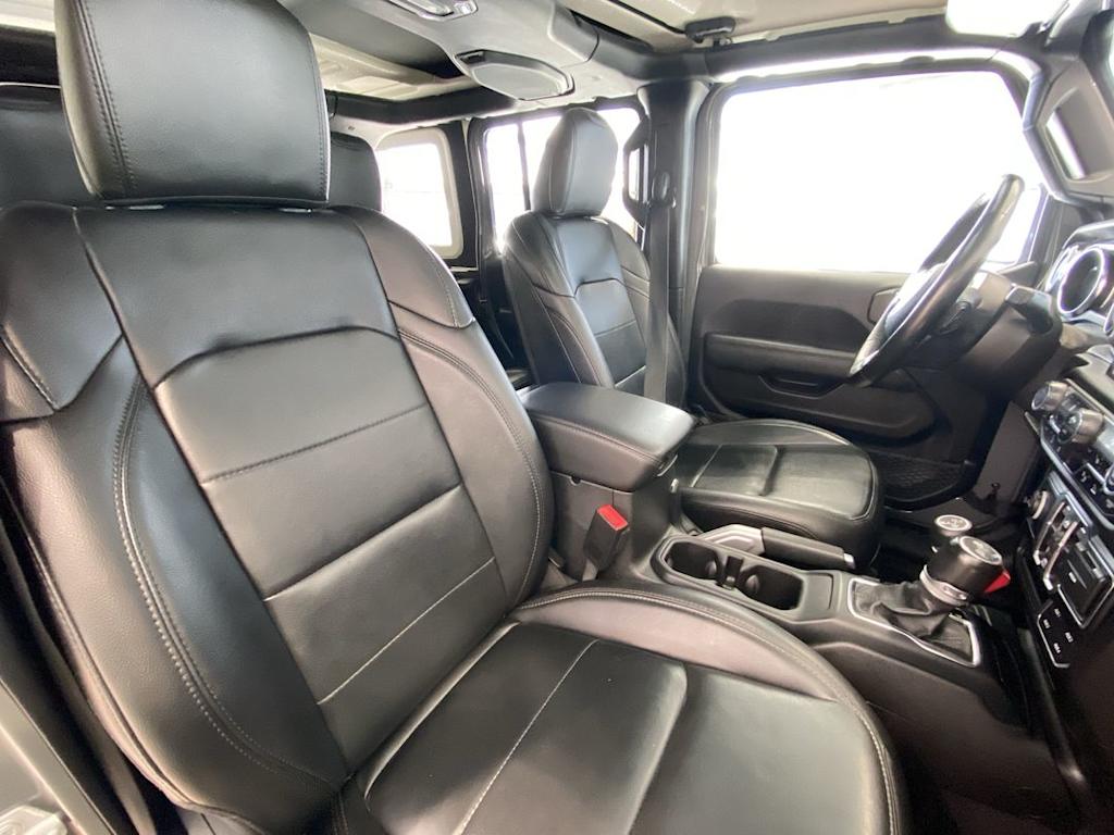 2021 Jeep Wrangler Unlimited Sahara 11